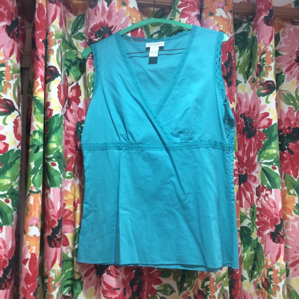 Lace-trimmed tank